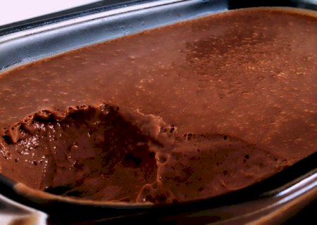 Faça em 10 min: mousse de chocolate com apenas quatro ingredientes
