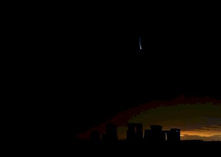 A misteriosa nuvem de gelo que envolve o Sistema Solar