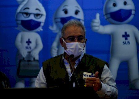 Queiroga descarta Covaxin e diz que Brasil já tem doses suficiente para imunizar a população
