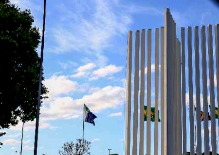 Professores questionam mudan&ccedil;as em regimento da UFMS feitos pela reitoria