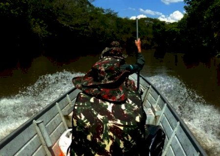 Em três dias de 'feriadão', PMA fiscaliza 48 pescadores e dois são multados no rio Miranda