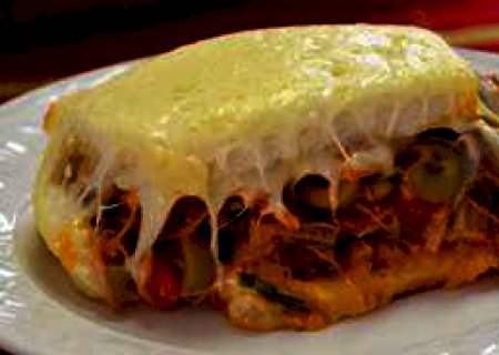 Receita de torta de pão de forma com carne em 30 min