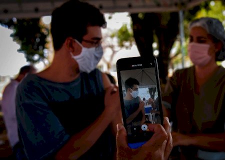 Sociedade Brasileira de Pediatria defende vacinação em adolescentes