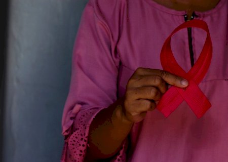 Como lidar com o diagnóstico de câncer; médico e paciente respondem