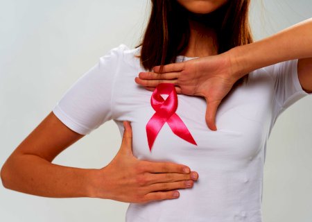 Conheça os direitos das mulheres com câncer de mama