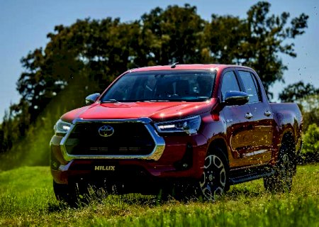 A Toyota apresenta a nova linha da Hilux, a picape média mais vendida do Brasil