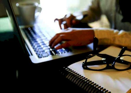Ensino a dist&acirc;ncia conquista adeptos e aumenta ap&oacute;s fim de restri&ccedil;&otilde;es
