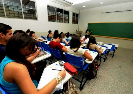 UFGD seleciona educadores para atuar no projeto do cursinho pré-vestibular