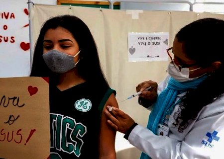 Dia D de vacinação dos estudantes de MS será nesta terça-feira