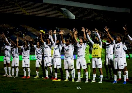 Palmeiras goleia o Oeste e vai à semifinal da Copinha