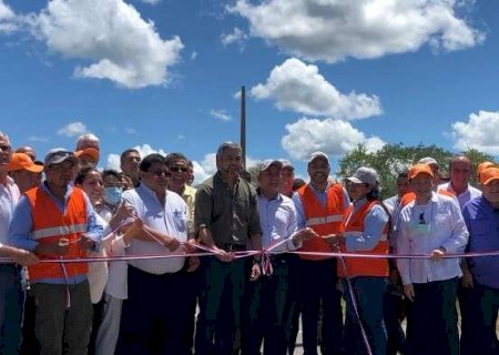 Rota Bioce&acirc;nica: Paraguai e MS inauguram trecho com 275 km de pavimenta&ccedil;&atilde;o
