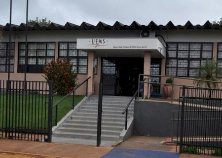 UEMS abre vagas para professores de Direito com salários de R$ 9,7 mil