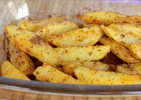 Receita ‘foguete’: batata rústica temperada sem precisar descascar ou cozinhar em cinco minutos
