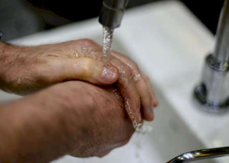Anvisa: lavar as mãos evita propagar doenças e infecções hospitalares