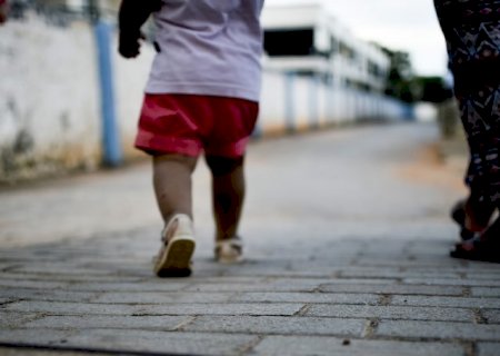 Comissão aprova programa para mãe que queira entregar filho para adoção