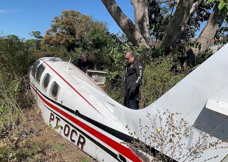 Polícia apreende avião usado por traficantes no Pantanal de MS