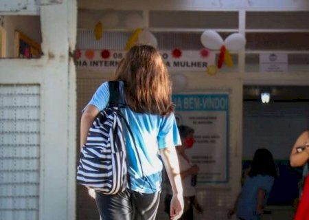 Refor&ccedil;o em escolas municipais vai at&eacute; 2024 com foco em portugu&ecirc;s e matem&aacute;tica