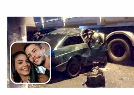 Acidente com caminhão mata cantora e namorado