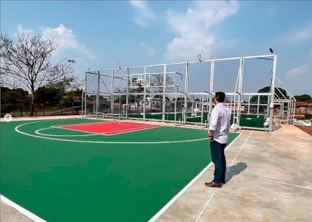 Concluída a instalação de arena esportiva em Caarapó