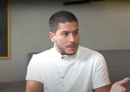 Arthur Aguiar vai se afastar das redes sociais: “Vou ficar sumidinho”