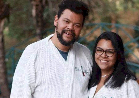 Babu Santana termina noivado com Lívia Nascimento, diz colunista