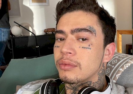 Whindersson Nunes revela que já foi queimado com cigarro por fã