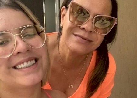 Mãe de Marília Mendonça comove fãs ao falar sobre saudade da cantora