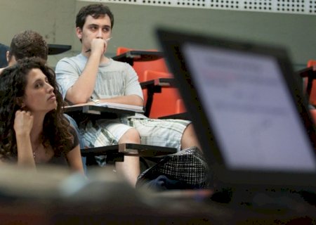 Inscrições para concorrer a 250 bolsas de estudo na Hungria vão até 12 de dezembro