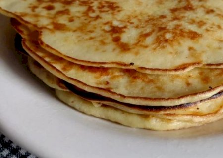 Panqueca de 2 ingredientes sem liquidificador fica pronta em 5 minutos