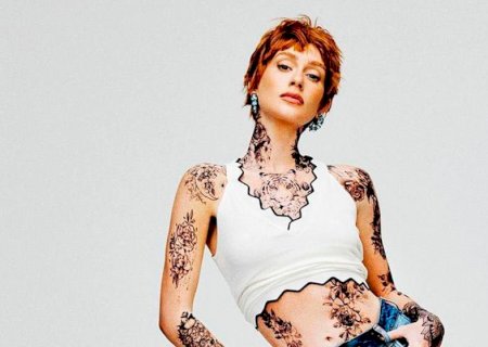 Marina Ruy Barbosa choca fãs ao surgir de cabelo curtinho e tatuagens