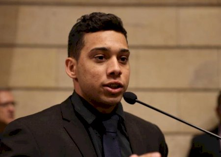 Gabriel Monteiro é preso acusado de estupro