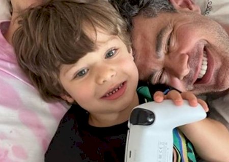 Vídeo: Carmo Dalla Vecchia emociona fãs com relato sobre o filho Pedro
