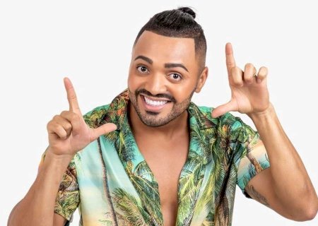 Tirullipa é convidado para “festa liberal” após assédio na Farofa