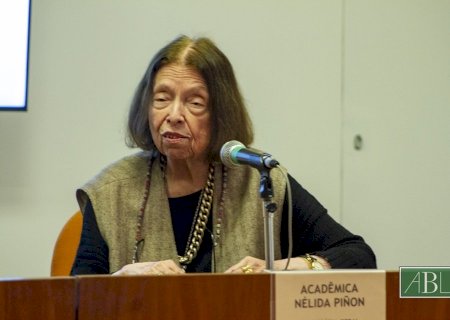 Corpo de Nélida Piñon deve chegar ao Brasil na segunda (26/12)