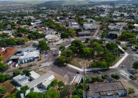 Naviraí abre seleção para cozinheiro, agente de serviço e motorista escolar