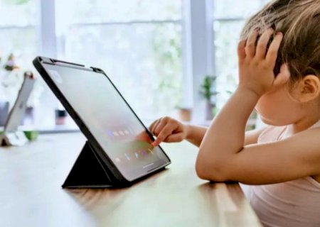 Dar uma tela ao seu filho pode atrapalhar a regulação emocional