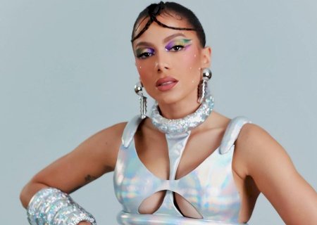 Vídeo. Anitta grava clipe em terreiro e sofre intolerância religiosa