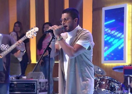 Arthur Aguiar suspende carreira de cantor: “Estou bem mais ou menos”