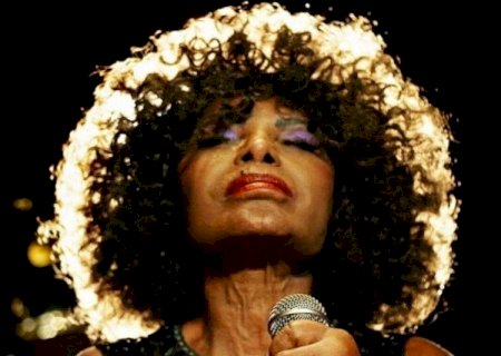 Elza Soares ganhará turnê, documentário, DVD e álbum novo em 2023