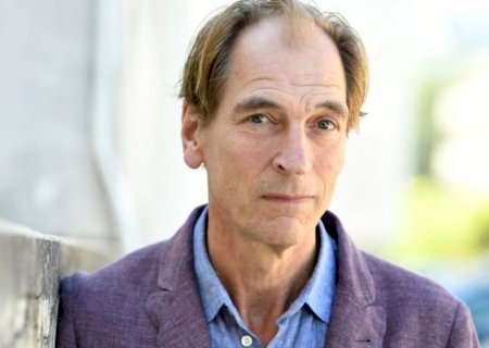 Família de Julian Sands se pronuncia sobre desaparecimento do ator