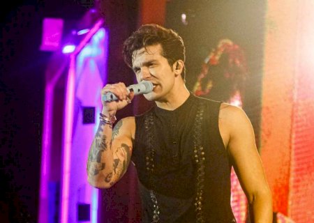 Twitter de Luan Santana é hackeado a aparece com fotos de Kid Bengala