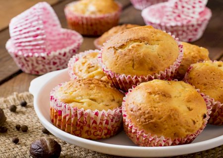 Versão salgada do muffin: aprenda a fazer o de pizza e se surpreenda