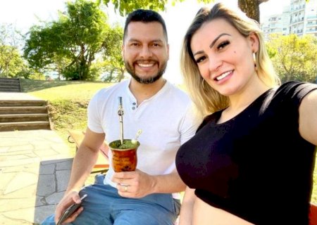 Andressa Urach anuncia separação do marido: “Caí na conversa dele”