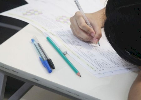 Apenas 38% dos alunos terminaram licenciatura presencialmente em 2021