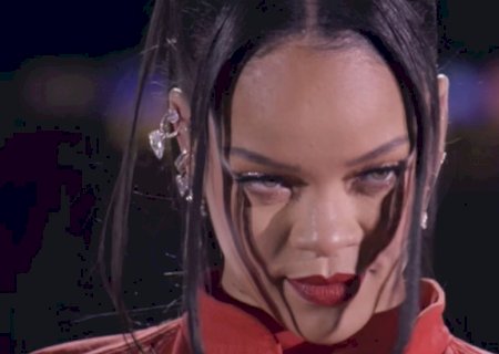 Invasor tenta entrar na mansão de Rihanna para pedi-la em casamento