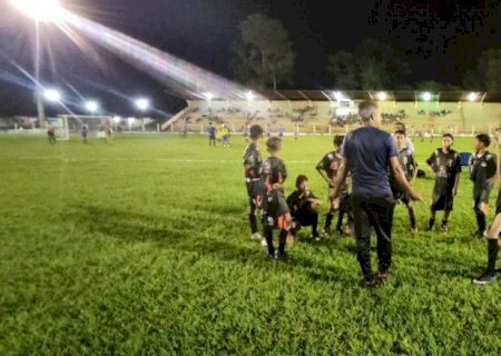 Copa Novos Craques de futebol suíço começa hoje no Chavinha