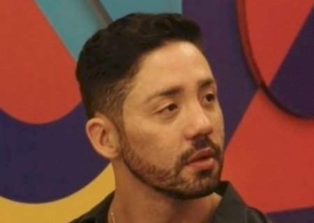 Vídeo. Rico Melquiades é surpreendido com pedido de namoro