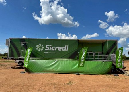 Sicredi Centro-Sul MS está presente na Exponantec com disponibilização de produtos e serviços à comunidade