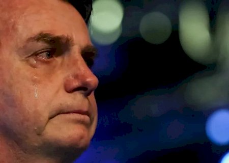 Polícia Federal faz buscas na casa de Jair Bolsonaro