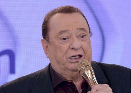 Aos 85 anos, Raul Gil é internado em São Paulo e submetido a cirurgia